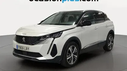 Usado Peugeot 3008 Allure 130 CV (95 kW) 2021 Blanco SUV