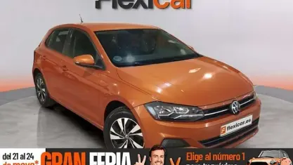 Usado VW Polo Advance 95 CV (69 kW) 2021 Naranja Utilitario