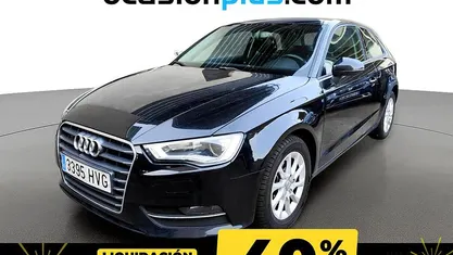 Negro Usado 2014 Audi A3 Attraction Utilitario | 12.450 € (Precio justo)