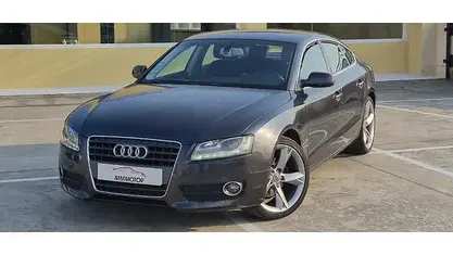 Begagnad Audi A5 143 HK (105 kW) 2011 Grå Sportkupé
