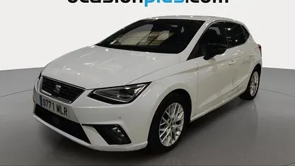 Usado Seat Ibiza FR 110 CV (80 kW) 2023 Blanco Utilitario