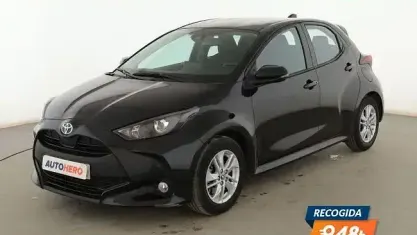Usado Toyota Yaris Active 116 CV (85 kW) 2022 Negro Utilitario