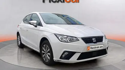 Usado Seat Ibiza Style 75 CV (55 kW) 2019 Blanco Berlina