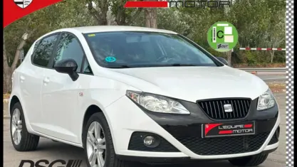 Usado Seat Ibiza Sport 105 CV (77 kW) 2010 Blanco Utilitario