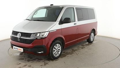 Usado VW Multivan Trendline 150 CV (110 kW) 2021 Gris Monovolumen