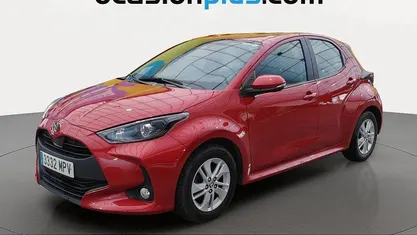 Käytetty Toyota Yaris Edition 125 HP (91 kW) 2024 Punainen Viistoperä