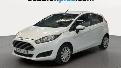 Usado Ford Fiesta Trend 82 CV (60 kW) 2016 Blanco Utilitario
