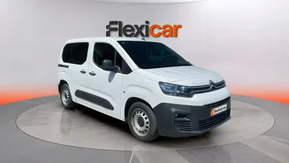 Usado Citroën Berlingo Feel 102 CV (75 kW) 2020 Blanco Monovolumen