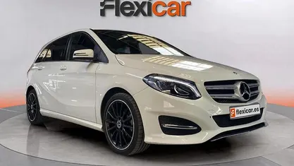 Usado Mercedes B200 136 CV (100 kW) 2017 Monovolumen