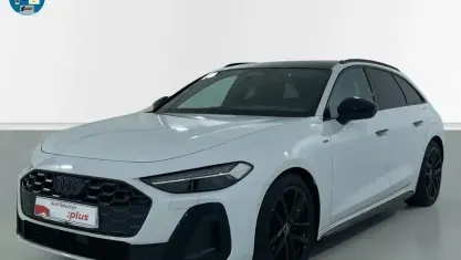 Usado Audi A5 Ambiente 299 CV (219 kW) 2025 Blanco Familiar