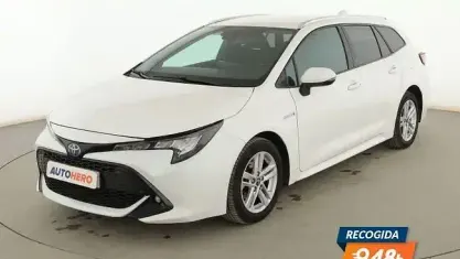 Usado Toyota Corolla Active 122 CV (89 kW) 2019 Blanco Familiar