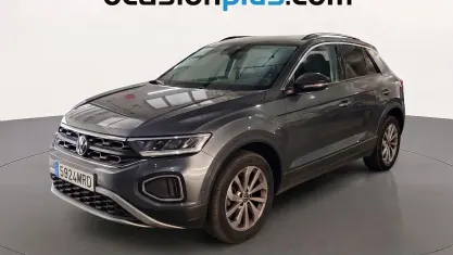 Usado VW T-Roc Life 110 CV (80 kW) 2024 Gris SUV