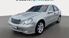 Gris plata Usado 2004 Mercedes C180 Classic Berlina | 6450 € (Precio justo)