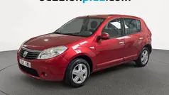 Rojo Usado 2010 Dacia Sandero Ambiance Utilitario | 3990 € (Buen precio)