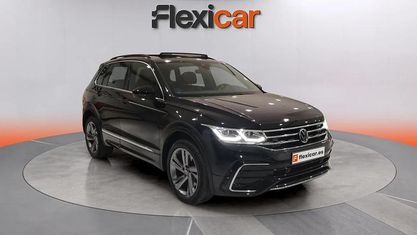 Używany VW Tiguan R-line 245 KM (180 kW) 2022 Czarny SUV
