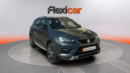 Usado Seat Ateca 4Drive 190 CV (139 kW) 2019 Gris SUV