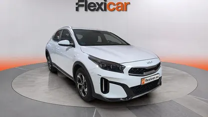 Usado Kia XCeed 120 CV (88 kW) 2023 Blanco SUV