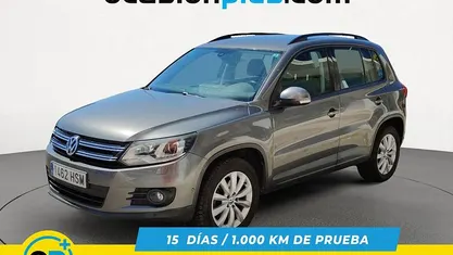 Usado VW Tiguan 110 CV (80 kW) 2013 Gris SUV
