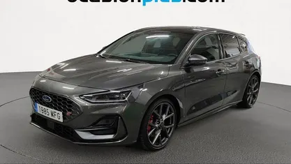 Gris Usado 2023 Ford Focus ST Utilitario | 33.537 € (Precio justo)