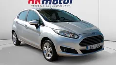 Gris Usado 2015 Ford Fiesta Trend Utilitario | 7890 € (Precio justo)