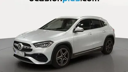 Usado Mercedes GLA180 AMG 136 CV (100 kW) 2021 SUV