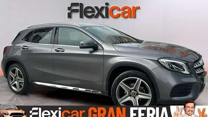 Usado Mercedes GLA180 122 CV (89 kW) 2018 Gris SUV