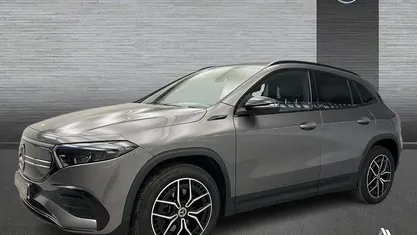 Usado Mercedes EQA250 AMG line 139 kW (190 CV) 2021 Gris / plateado SUV