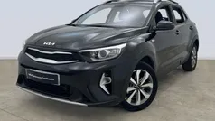 Negro Usado 2023 Kia Stonic SUV | 16.495 € (Precio justo)