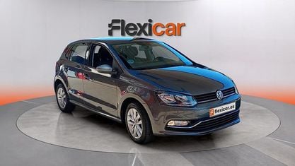 Używany VW Polo Advance 90 KM (66 kW) 2016 Niebieski Sedan/Limuzyna
