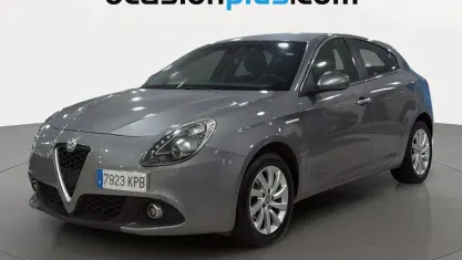 Usado Alfa Romeo Giulietta Super 120 CV (88 kW) 2018 Gris Utilitario