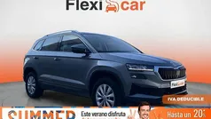 Gris Usado 2023 Skoda Karoq Ambition SUV | 21.390 € (Precio justo)