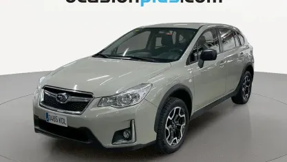 Używany Subaru XV 114 KM (83 kW) 2017 Szary SUV