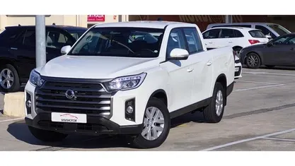 Usado Ssangyong (KGM) Musso 202 CV (148 kW) 2023 Blanco Berlina