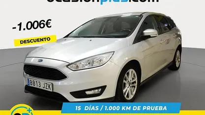 Plateado Usado 2017 Ford Focus Business Edition Familiar | 7825 € (Buen precio)