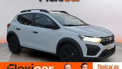 Usado Dacia Sandero Essentiel 101 CV (74 kW) 2024 Berlina