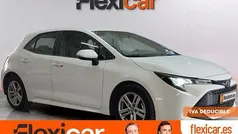 Blanco Usado 2021 Toyota Corolla Active Berlina | 16.490 € (Buen precio)