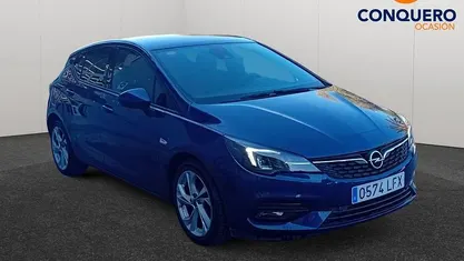 Usado Opel Astra GS Line 130 CV (95 kW) 2020 Azul Berlina