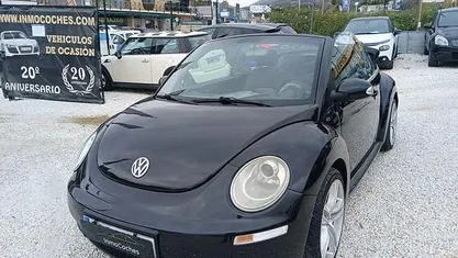 Usado VW Beetle Cabriolet 100 CV (73 kW) 2007 Negro Descapotable