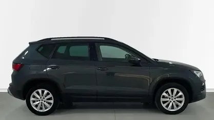 Begagnad Seat Ateca Style 150 HK (110 kW) 2023 Grön SUV