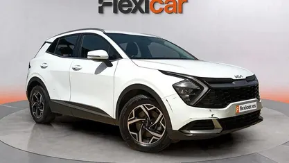 Usado Kia Sportage 136 CV (100 kW) 2023 Blanco SUV