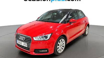 Usado Audi A1 Sportback Attraction 116 CV (85 kW) 2017 Rojo Utilitario