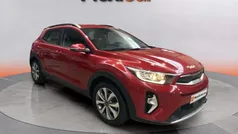 Rojo Usado 2023 Kia Stonic SUV | 13.290 € (Precio justo)