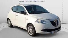 Blanco Usado 2014 Lancia Ypsilon Gold Utilitario | 7690 € (Precio justo)