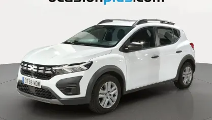 Usado Dacia Sandero Essentiel 91 CV (66 kW) 2023 Blanco Utilitario