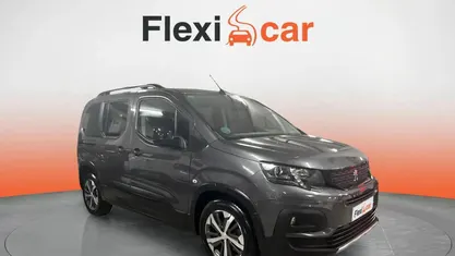 Usado Peugeot Rifter GT-line 110 CV (80 kW) 2019 Gris Monovolumen