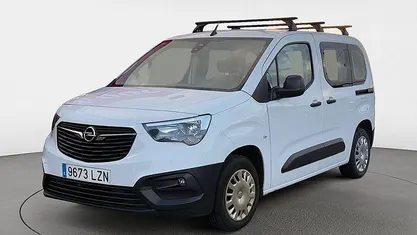 Usado Opel Combo Life Edition 102 CV (75 kW) 2022 Blanco Familiar