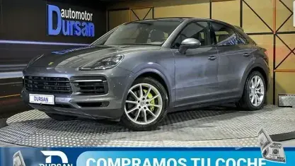 Usado Porsche Cayenne E-Hybrid 462 CV (339 kW) 2021 Gris SUV