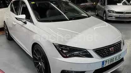 Usado Seat Leon XCELLENCE 125 CV (91 kW) 2018 Blanco Berlina