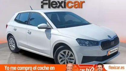 Usado Skoda Fabia Active 95 CV (69 kW) 2022 Blanco Utilitario