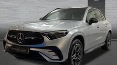 Hightechsilver metallic paint Usado 2024 Mercedes GLC300e AMG line SUV | 63.500 € (Precio justo)